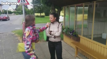 Proudly Pulling Hair And Pantyhose In Public Screencap 3 on www.sinx.com