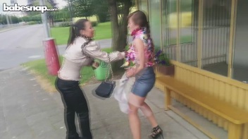 Proudly Pulling Hair And Pantyhose In Public Screencap 4 on www.sinx.com