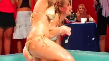 Rasslin In Clear Gel Screencap 10 on www.sinx.com