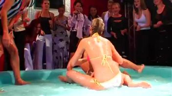 Rasslin In Clear Gel Screencap 16 on www.sinx.com