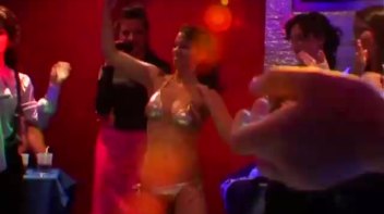 Rasslin In Clear Gel Screencap 2 on www.sinx.com