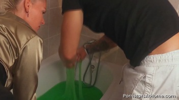 Claudia Macc Gets Covered In Slime After Fucking Her Neighbour Screencap 15 on www.sinx.com
