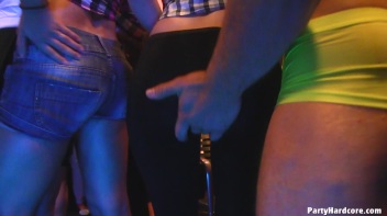 Party Hardcore Gone Crazy Vol. 13 Part 1 - Cam 1 Screencap 23 on www.sinx.com