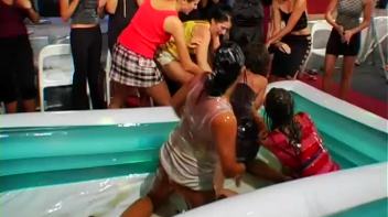 Nasty Pool Of Slippery Corn Oil Screencap 17 on www.sinx.com