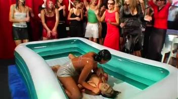 Nasty Pool Of Slippery Corn Oil Screencap 31 on www.sinx.com
