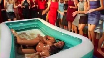 Nasty Pool Of Slippery Corn Oil Screencap 52 on www.sinx.com