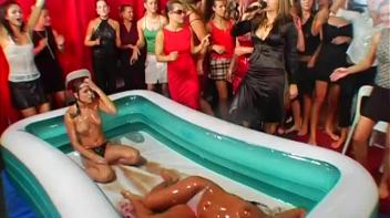 Nasty Pool Of Slippery Corn Oil Screencap 71 on www.sinx.com