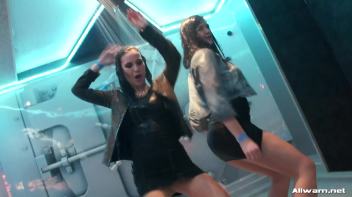 Babes On Wetlook Display Screencap 1 on www.sinx.com