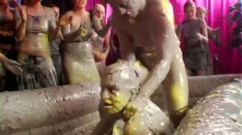 Elegant Muddy Wrestling? Screencap 93 on www.sinx.com