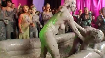 Elegant Muddy Wrestling? Screencap 81 on www.sinx.com
