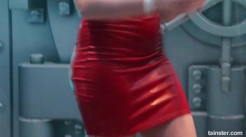 Teasing babes getting dripping wet Screencap 12 on www.sinx.com