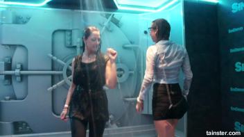 Teasing babes getting dripping wet Screencap 83 on www.sinx.com