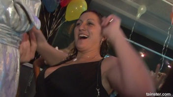 Welcome To The Mad House Part 4 - Cam 2 Screencap 7 on www.sinx.com