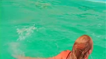 Play Fighting Turns Serious In The Pool Screencap 22 on www.sinx.com