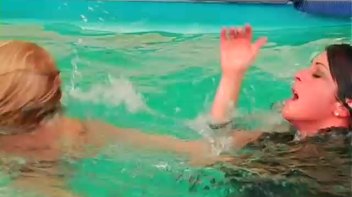 Play Fighting Turns Serious In The Pool Screencap 53 on www.sinx.com