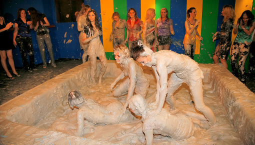 Latest deal - When Two Mud Battles Become One