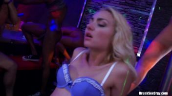 International Summer Lovin' Part 3 - Lesbo Cam Screencap 35 on www.sinx.com