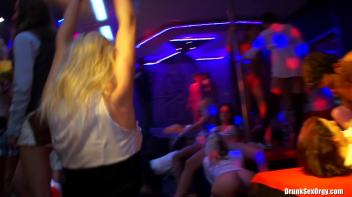 International Summer Lovin' Part 3 - Lesbo Cam Screencap 39 on www.sinx.com