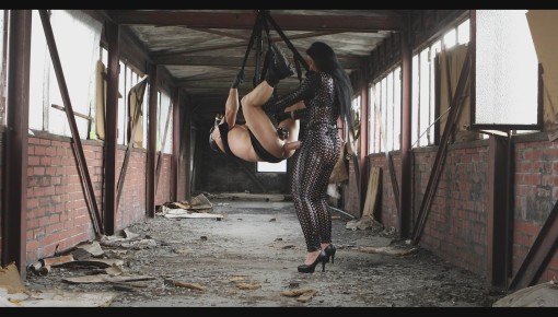 Latest deal - Im hängen durchgefickt