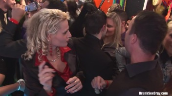 New Year's Sex Ball Part 1 - Cam 1 Screencap 5 on www.sinx.com