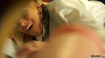 No Stopping Till She Gets That Last Drop Screencap 9 on www.sinx.com