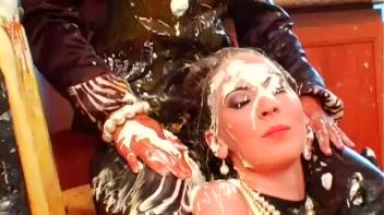 Hot Slut Sundae Screencap 100 on www.sinx.com
