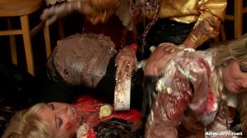 Food Fight Done Right Screencap 74 on www.sinx.com
