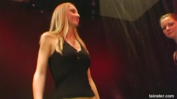 Blue Jean Babes Part 3 Cam 3 Screencap 84 on www.sinx.com