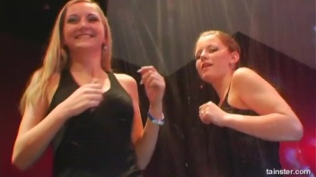 Blue Jean Babes Part 3 Cam 3 Screencap 87 on www.sinx.com