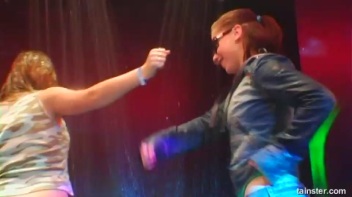 Blue Jean Babes Part 3 Cam 3 Screencap 52 on www.sinx.com