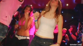 Blue Jean Babes Part 3 Cam 3 Screencap 78 on www.sinx.com