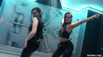 Gorgeous girls party hard under the shower Screencap 39 on www.sinx.com