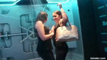 Gorgeous girls party hard under the shower Screencap 51 on www.sinx.com