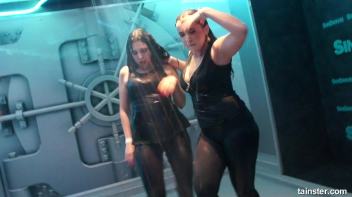 Gorgeous girls party hard under the shower Screencap 52 on www.sinx.com