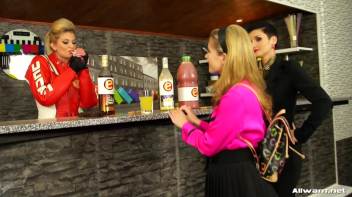 Schoolgirl Meets Her Mess Match At The Bar Screencap 14 on www.sinx.com