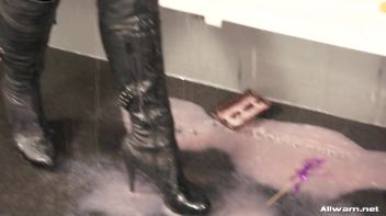 Schoolgirl Meets Her Mess Match At The Bar Screencap 53 on www.sinx.com