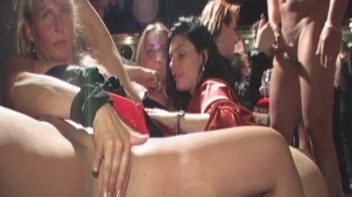 Blowjob Beauties Part 4 - Cam 1 Screencap 96 on www.sinx.com