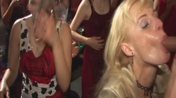 Blowjob Beauties Part 4 - Cam 1 Screencap 13 on www.sinx.com
