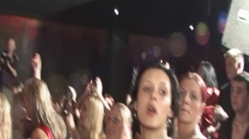 Blowjob Beauties Part 4 - Cam 1 Screencap 18 on www.sinx.com