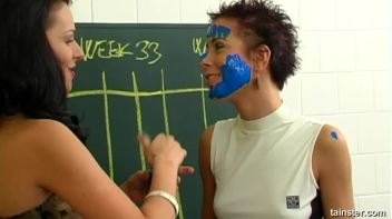 Working That Body Paint Screencap 18 on www.sinx.com