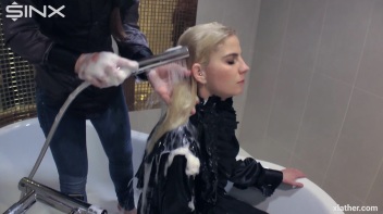 Blonde and brunette shampooing one another Screencap 12 on www.sinx.com