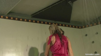 Club Cunts Part 4 - Cam 4 Screencap 27 on www.sinx.com