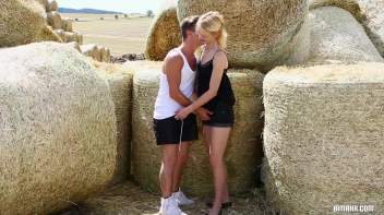 Morning bisexual surprise on a farm Screencap 4 on www.sinx.com