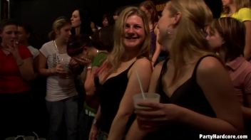 Party Hardcore Vol. 35 Part 1 Screencap 78 on www.sinx.com