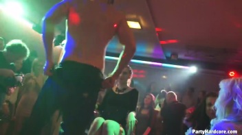 Party Hardcore Gone Crazy Vol. 34 Part 4 - Cam 2 Screencap 23 on www.sinx.com