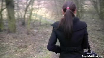 Secret Blowjob Spot Screencap 89 on www.sinx.com