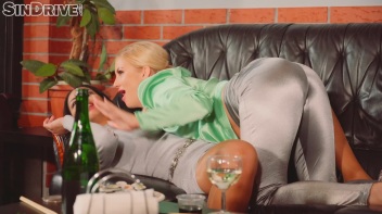 Feast Upon My Piss!  High Class Lesbo Tinkle Tasters Go Watersports Wild! Screencap 31 on www.sinx.com