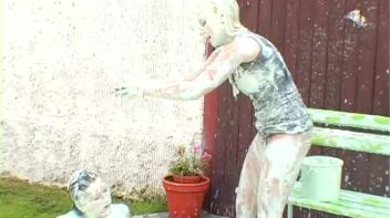 Sloppy Goo Catfight Screencap 91 on www.sinx.com