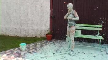 Sloppy Goo Catfight Screencap 93 on www.sinx.com