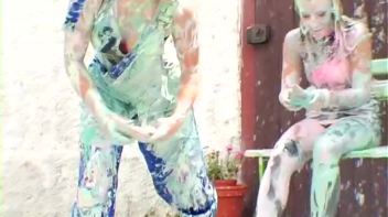 Sloppy Goo Catfight Screencap 33 on www.sinx.com